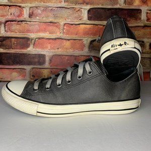 Chuck Taylor Leather Ox lows - Men's size 7